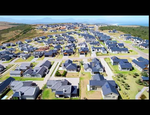 3 BEDROOM FREEHOLD FOR SALE IN HARTLAND LIFESTYLE ESTATE